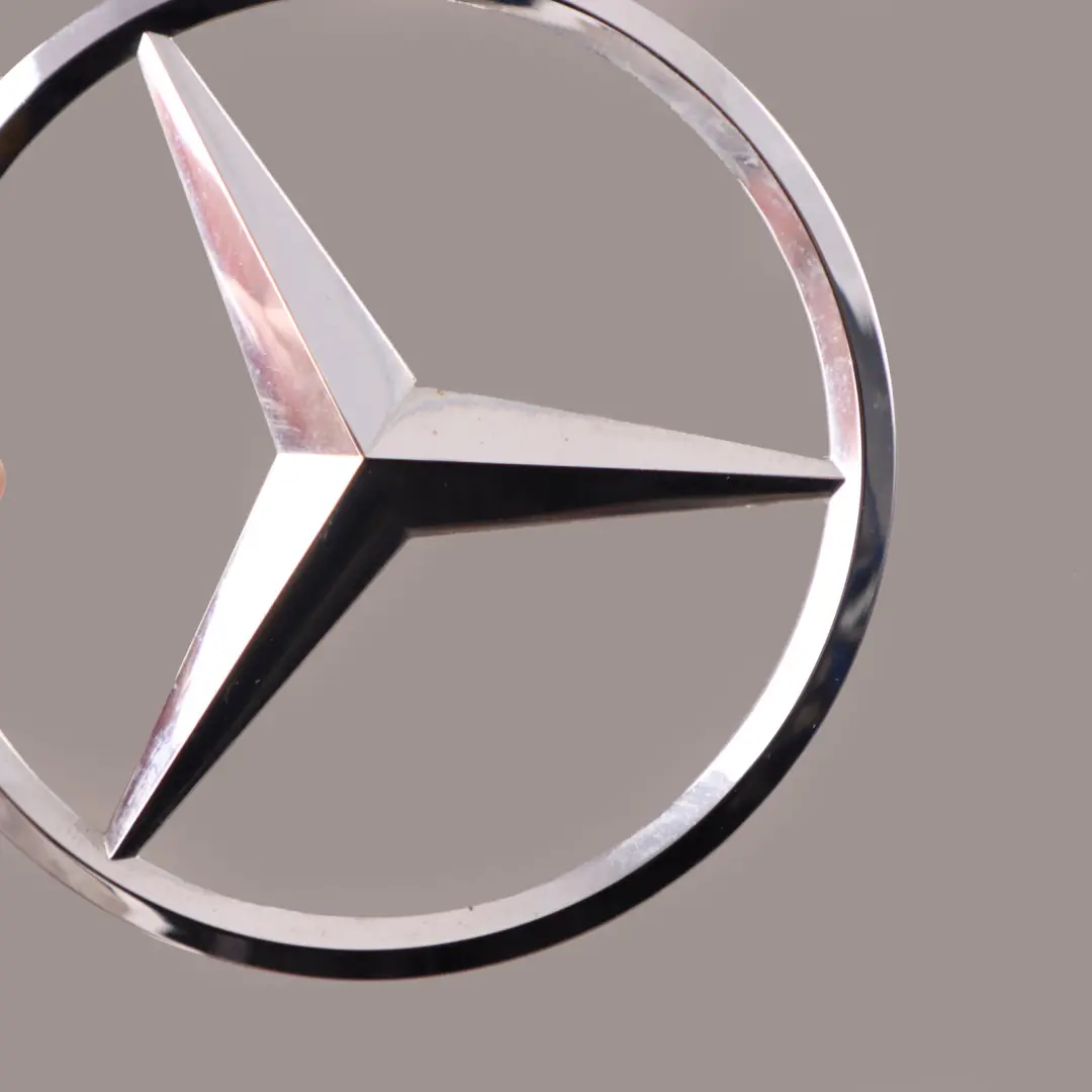 Mercedes W205 Emblema Insignia trasera estrella en la tapa maletero A2058174500