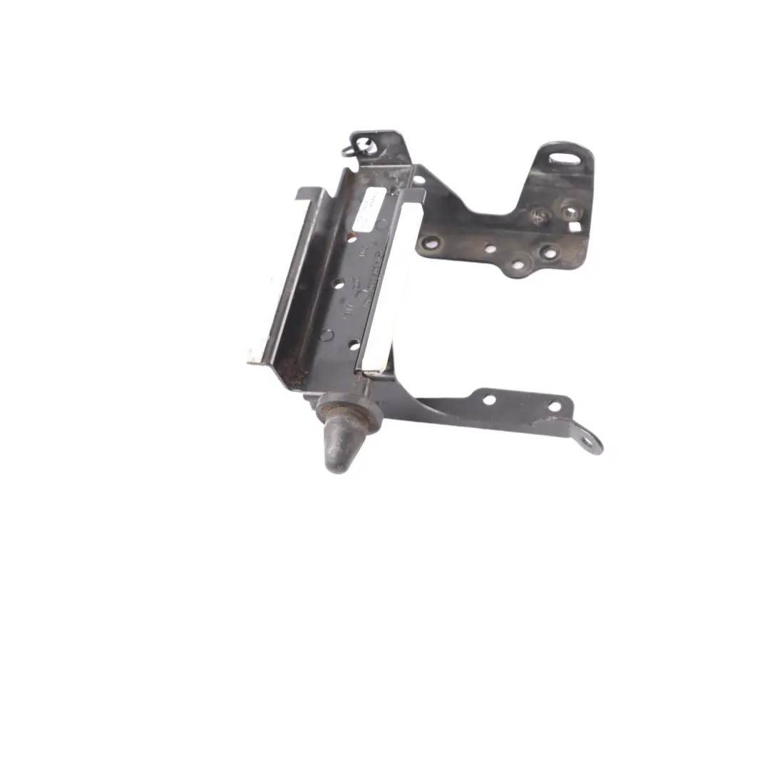 Mercedes C350 W205 Holder Stationary Heater mount Bracket A2058308701