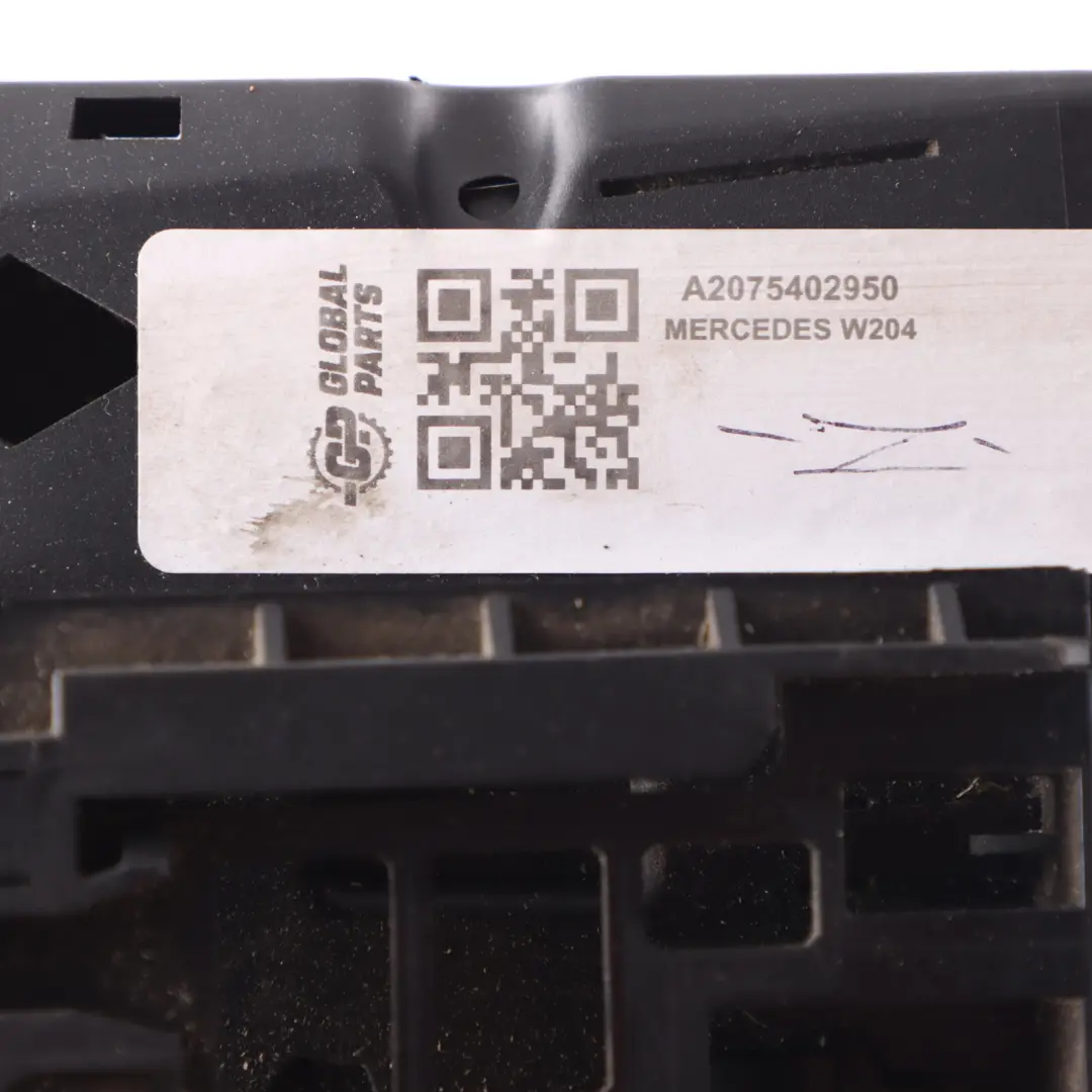 Mercedes W204 Power Distribiuton Battery Fuse Box Control Unit ECU A2075402950