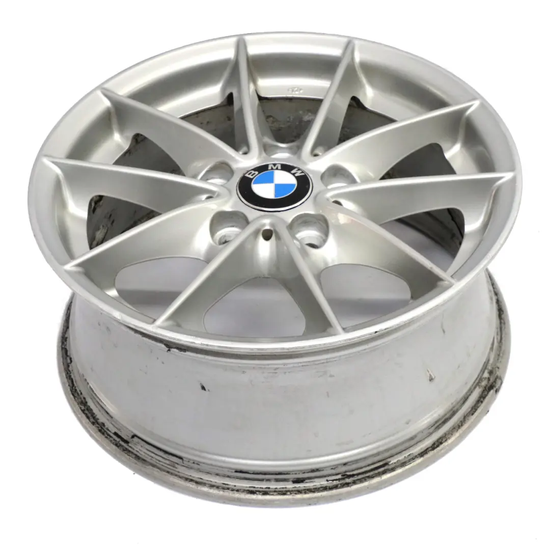 BMW E81 E87 E88 Silberne Leichtmetallfelge 16" 7J ET:44 V-Speiche 360 6795207