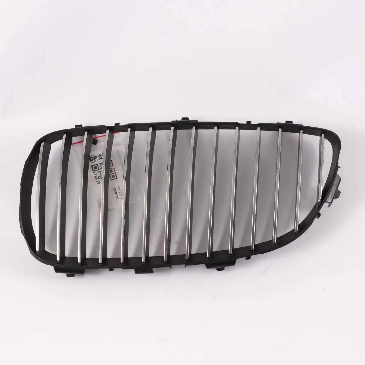 BMW E90 M3 E92 E93 Garniture avant gauche Grille réniforme chromée 7157277