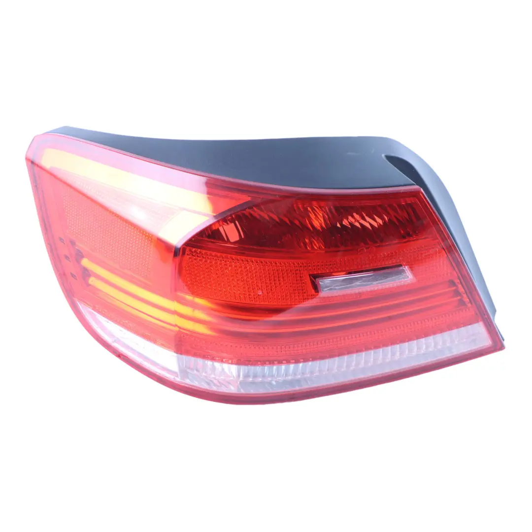 BMW E93 Convertible Rear Light Lamp Side Panel Left N/S Tail Light 7162301