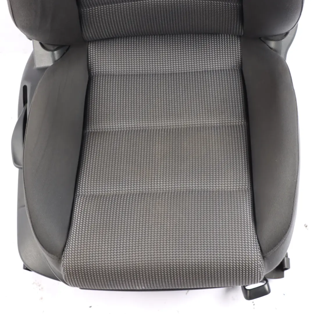 Audi A3 8P Front Seat Right O/S Interior Seat Cloth Fabric Black Silver