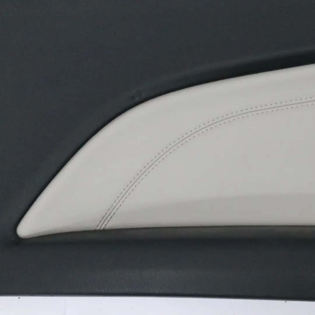 Mercedes C204 panel lateral trasero derecho lateral cubierta de cuero gris