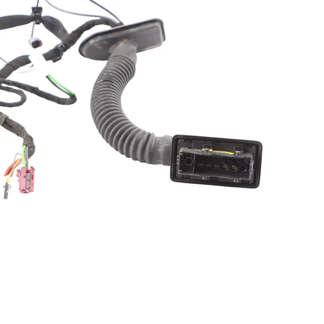 Mercedes W205 Front Right O/S Door Electrical Wiring Harness A2055400548