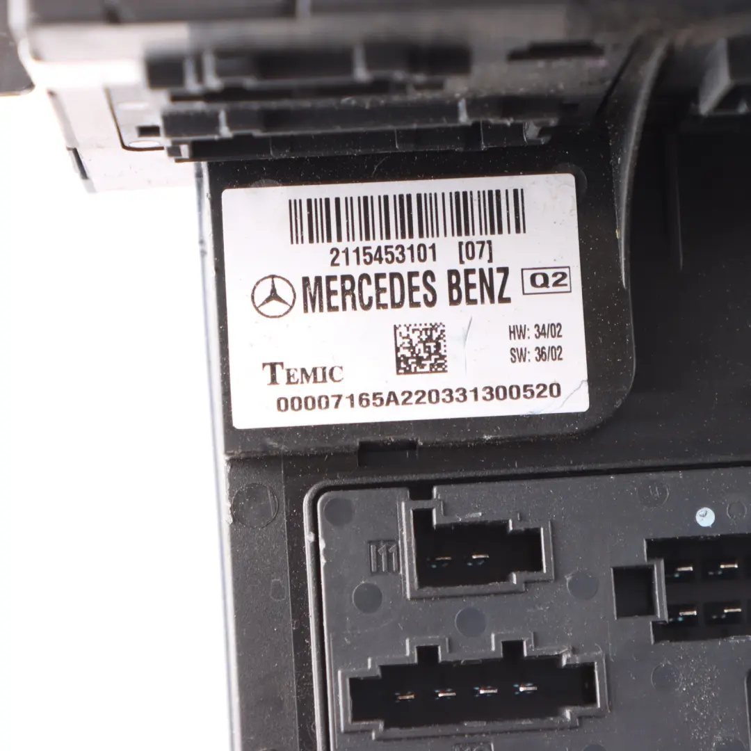 Mercedes W211 Fuse Box Control Unit SAM Module Relay A2115453101