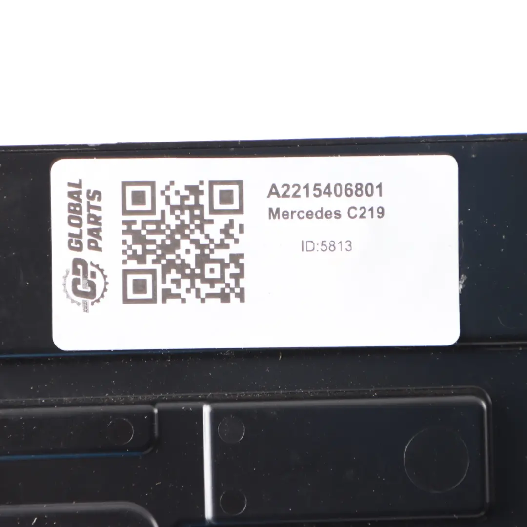 Mercedes CLS500 C219 Fuse Box Relay Box Control Module Unit A2215406801