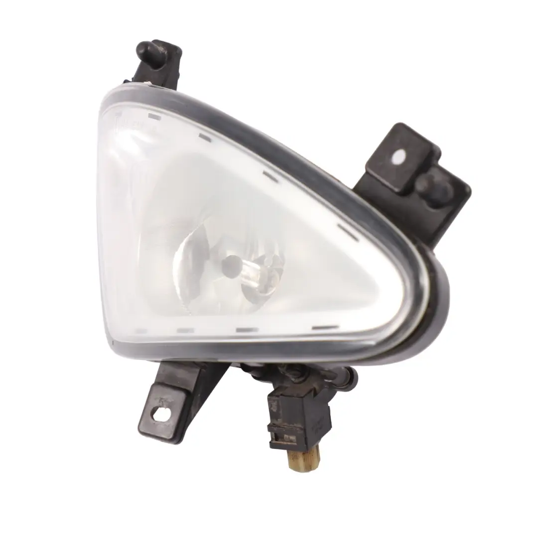 Mercedes W221 Lampa Przeciwmgielna Przednia Prawy Przód A2218200256