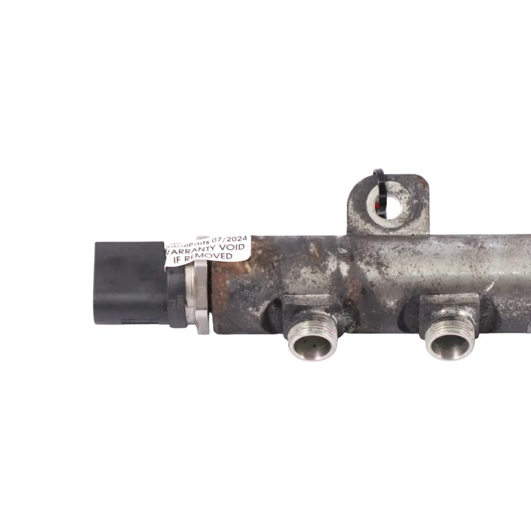 Mercedes W639 W906 OM646 inyector combustible presión Rail Line A6460701895