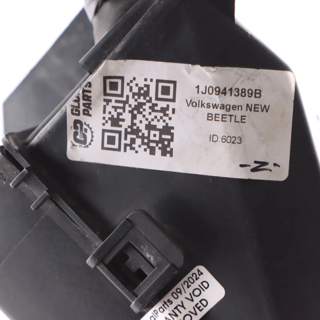 Panel Volkswagen New Beetle Relay Box Cover - SKU 1C0941393B - Part number 1J0941389B