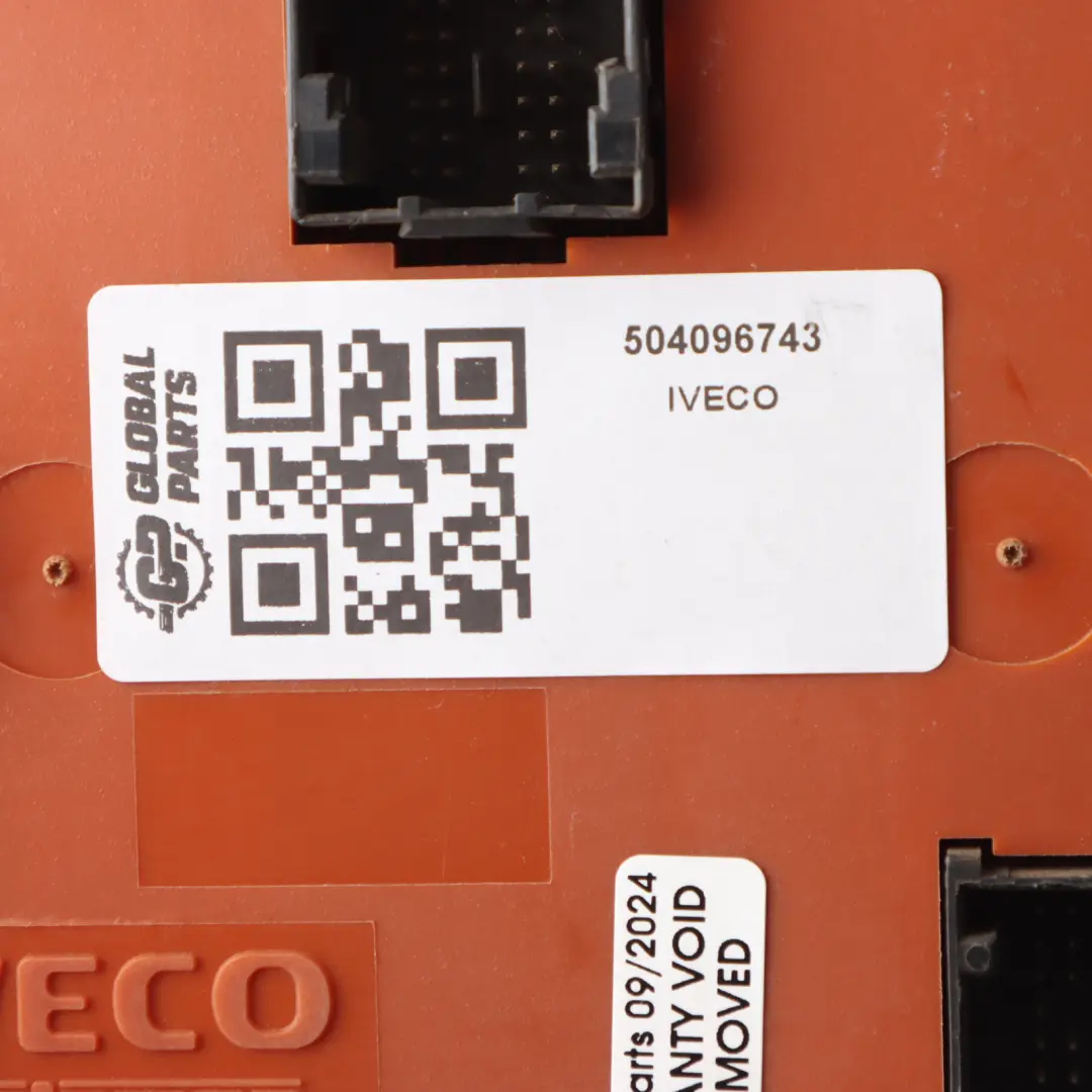 Iveco Euro Cargo Body Control Module ECU Convenience Control Unit 504096743