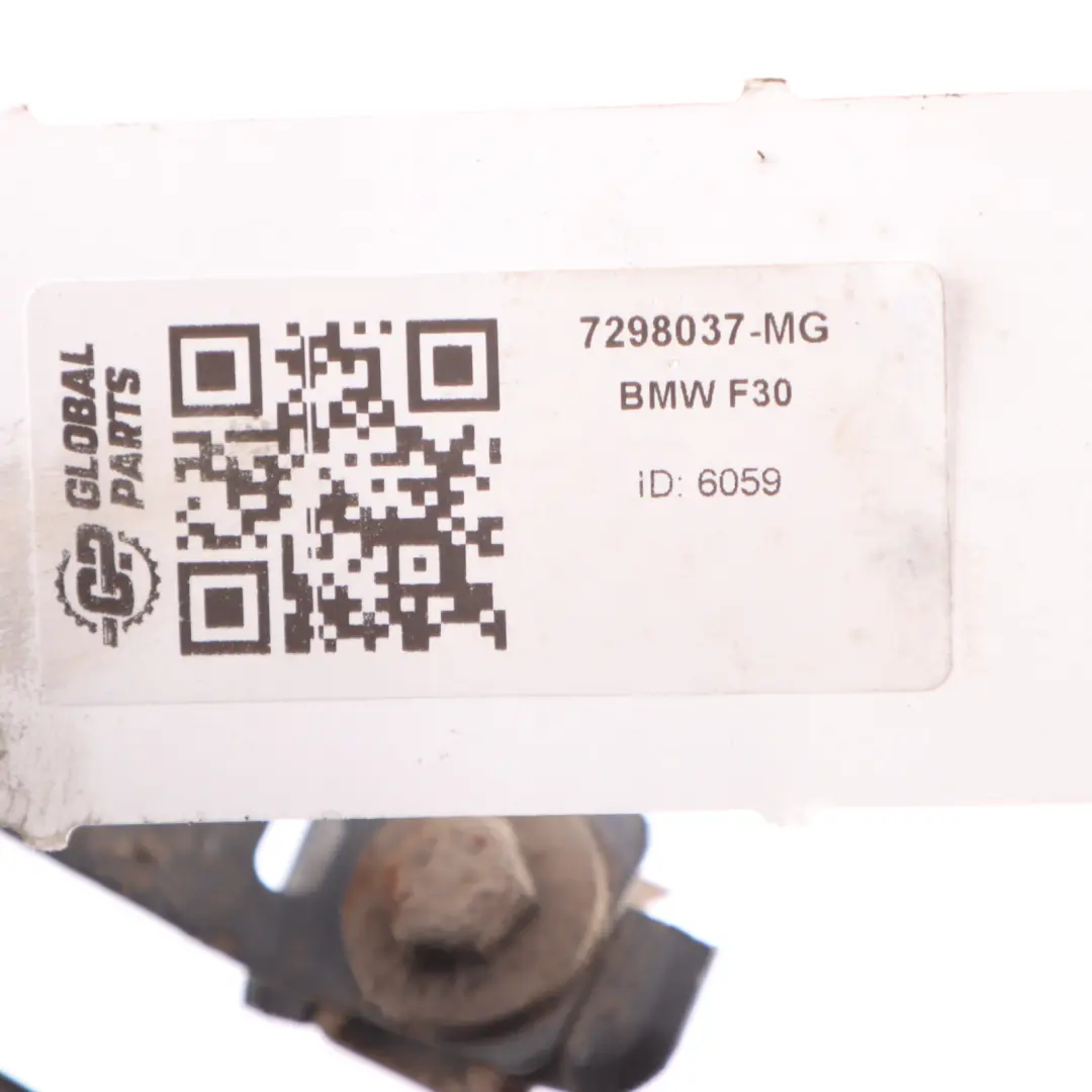 BMW F30 Guardabarros delantero izquierdo Soporte Montaje Gris B39 7298037