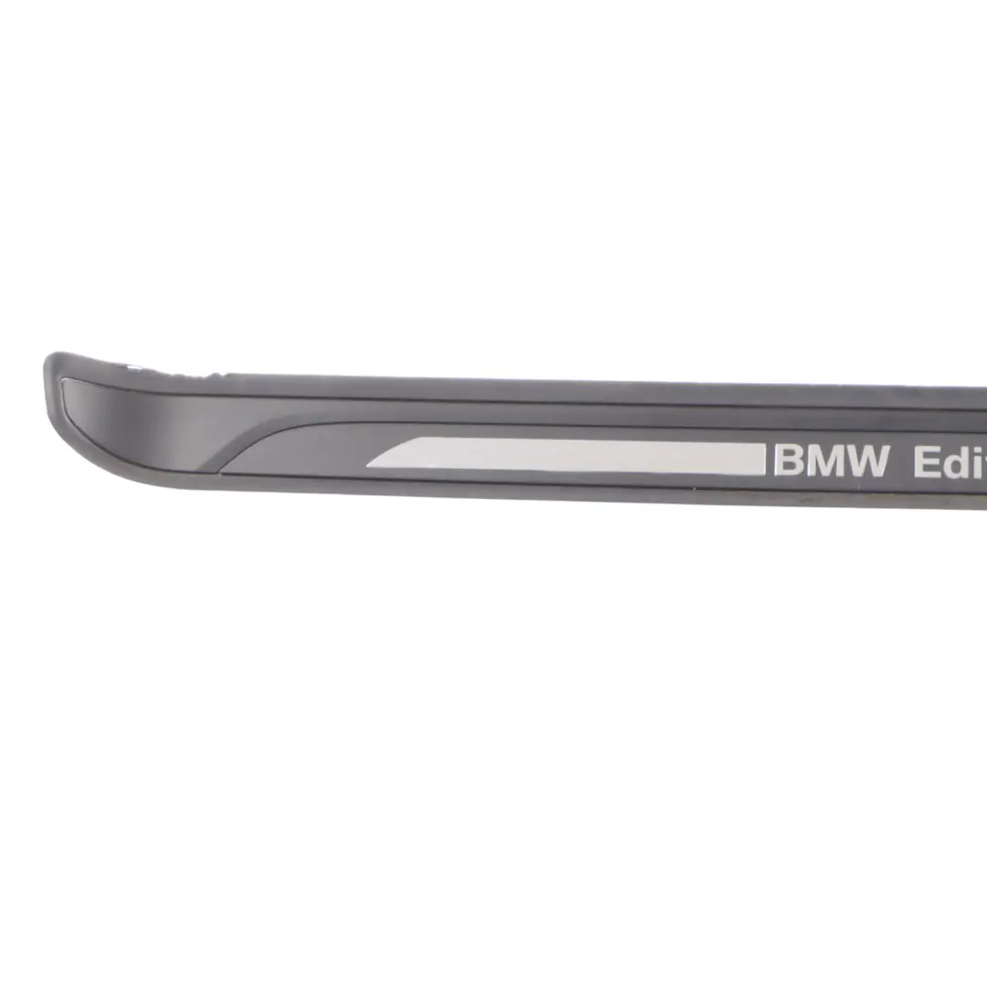 BMW E88 Sport Tapa la puerta entrada Sill Strip Delantero Derecho Trim 7335114