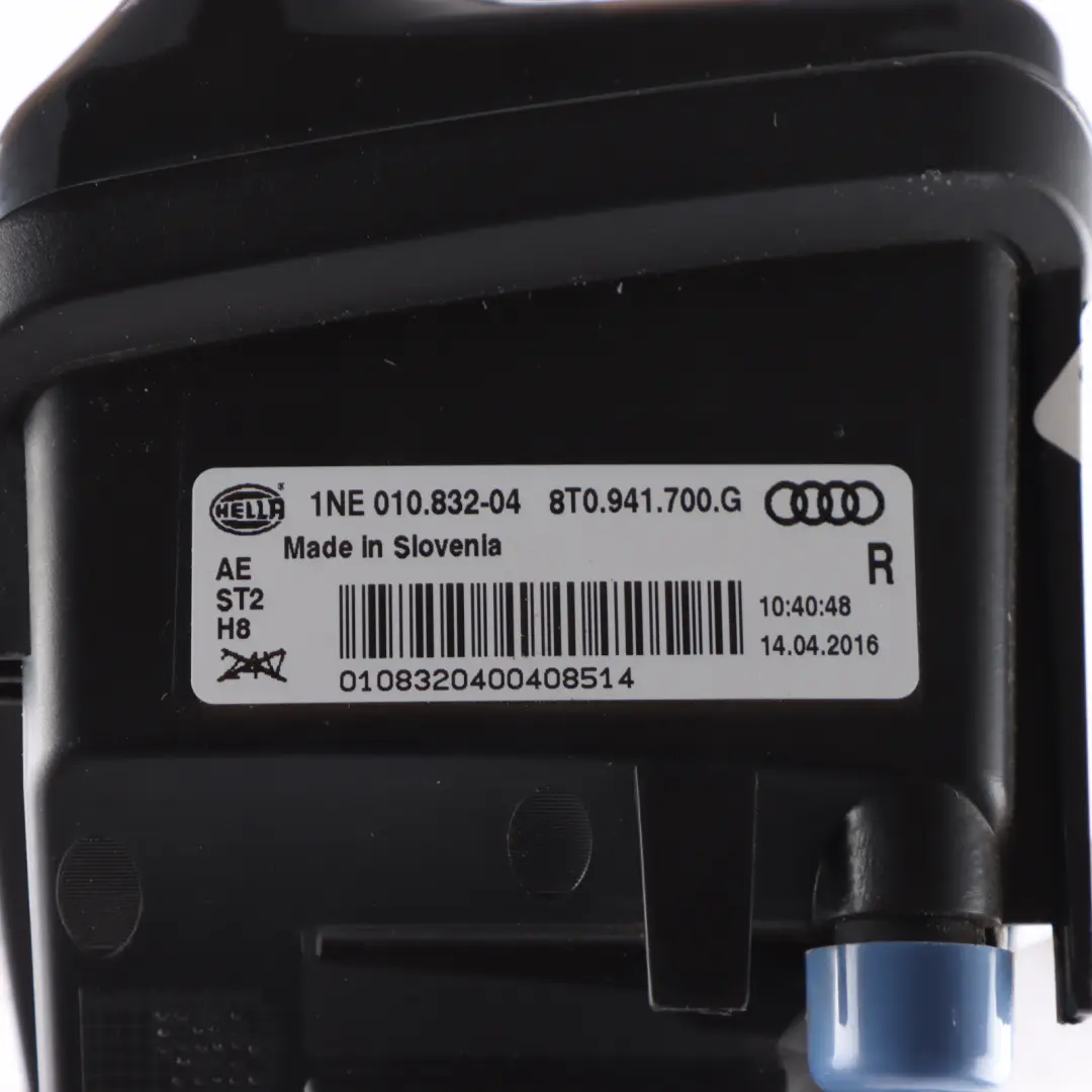 Audi A5 8T Parachoques Delantero Luz Antiniebla Derecha 8T0941700