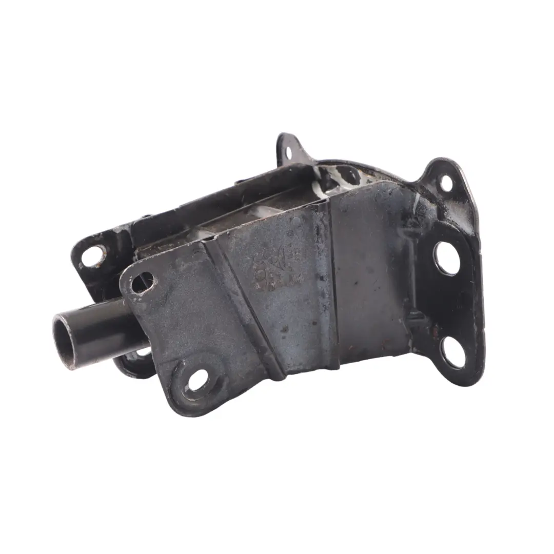 Audi A3 E 104 T Support de pare-chocs avant Support de fixation droit 8P0807134A