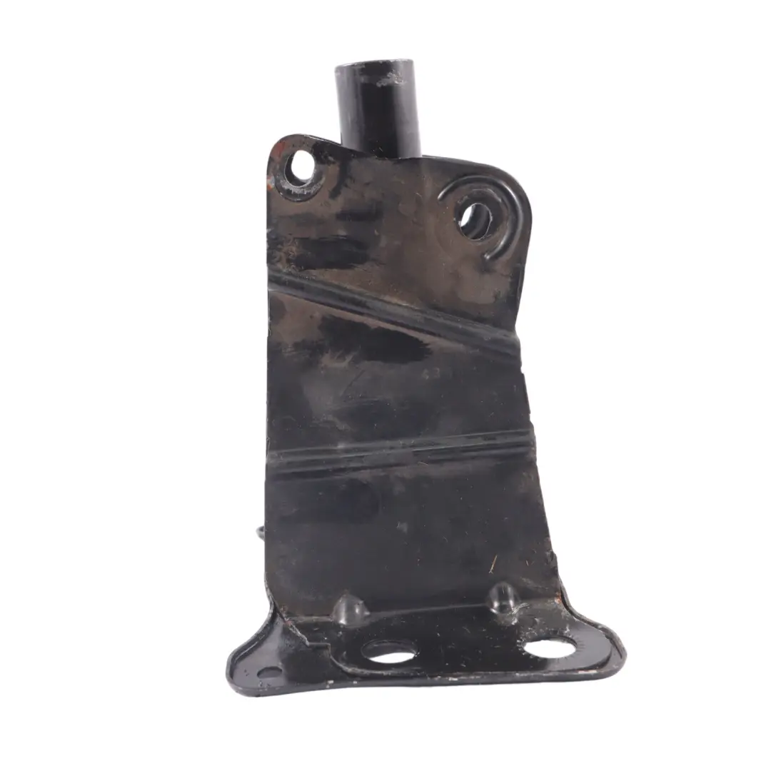 Audi A3 E 104 T Support de pare-chocs avant Support de fixation droit 8P0807134A