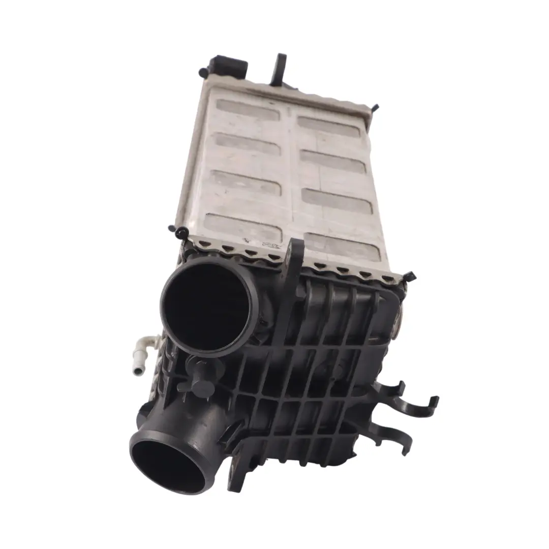 Mercedes W212 M157 Múltiple de admisión de aire Intercooler Radiador A1570900714