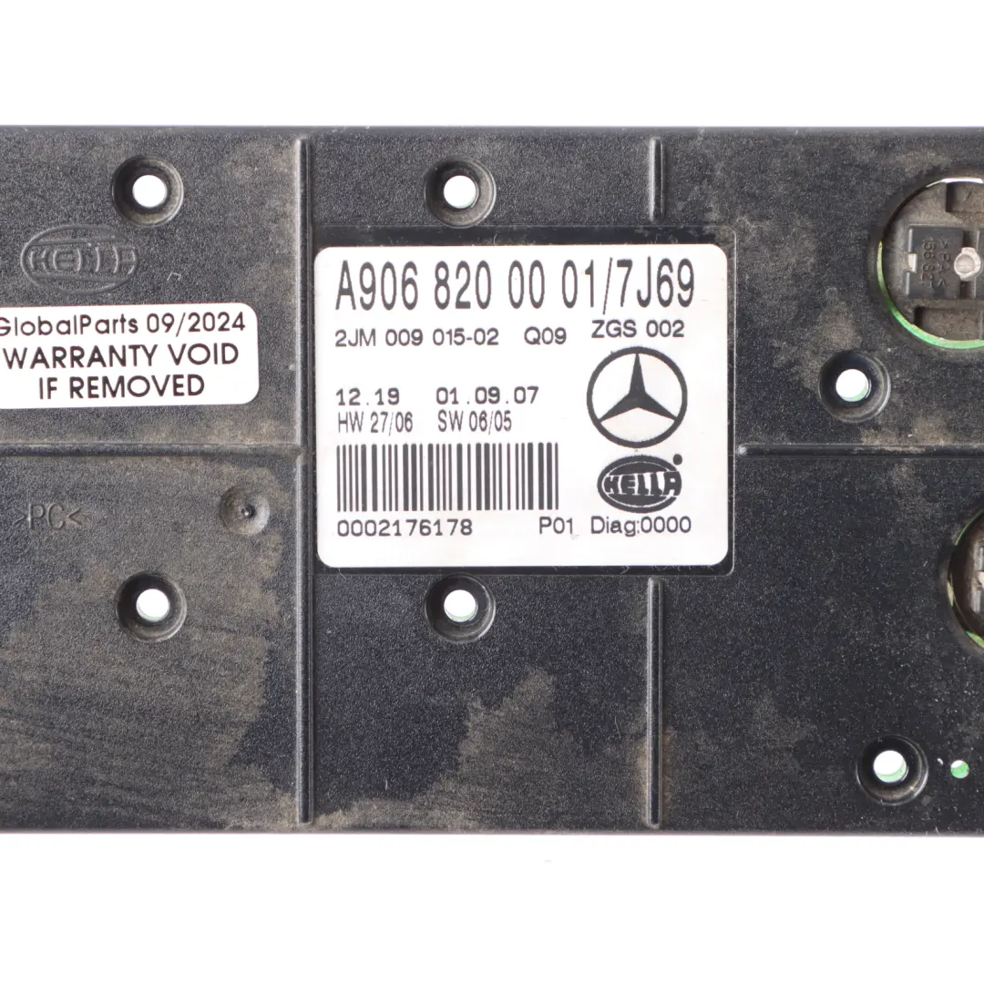 Mercedes W906 Roof Light Interior Front Lamp Switch Panel Module A9068200001