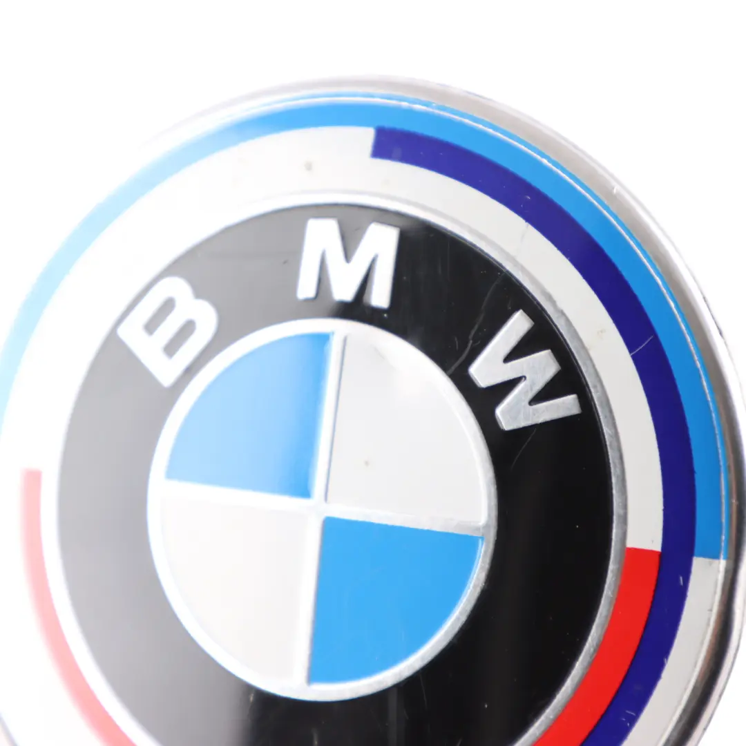 Badge Emblème de capot BMW E87 E90 E91 E92 E60 F10 F11 Plaque logo botte 8132375