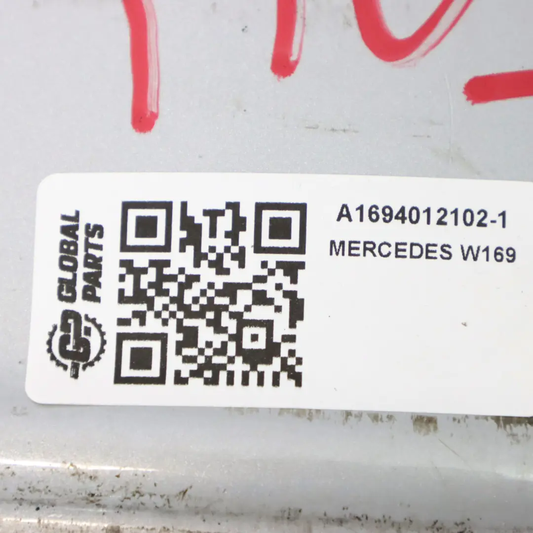 Mercedes W169 Silberne Leichtmetallfelge 16" 6J ET:46 A1694012102