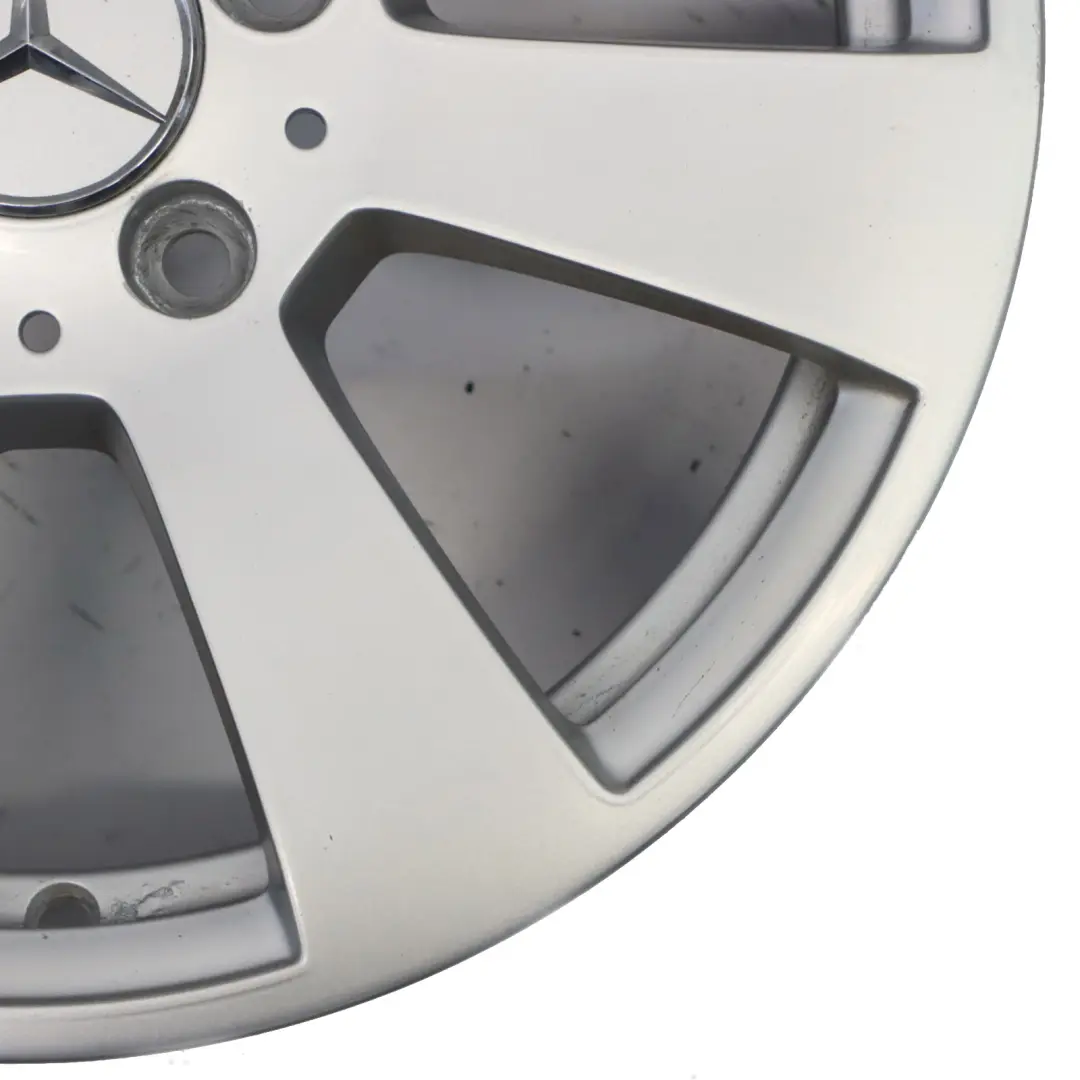 Llanta de aleación plateada Mercedes W204 de 7 radios 16" 6J ET:39 A2044011002