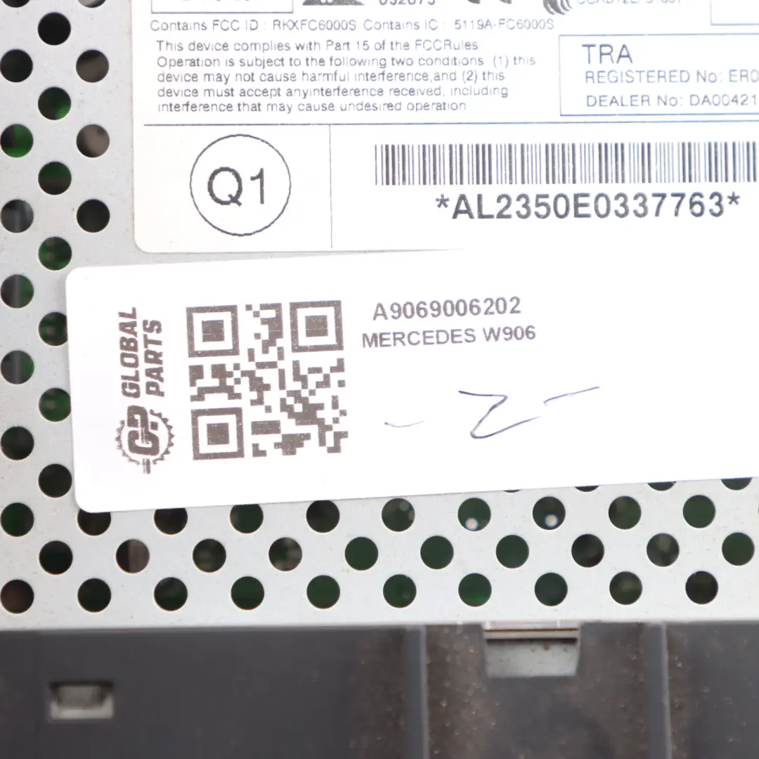 Mercedes W906 Radio Navi Programming Unit Head Unit A9069006202