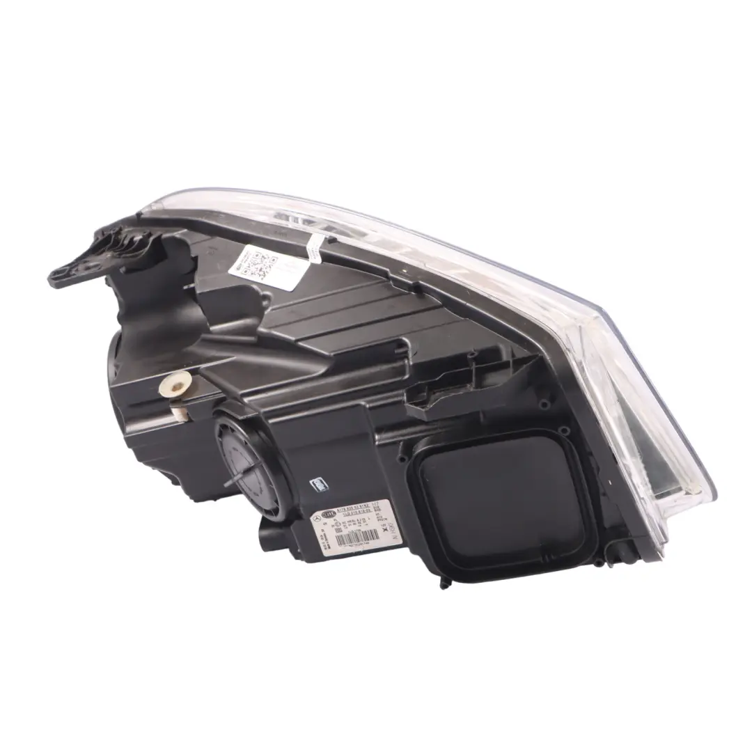 Mercedes W176 Headlight Headlamp Lamp Halogen Front Left N/S A1768200361