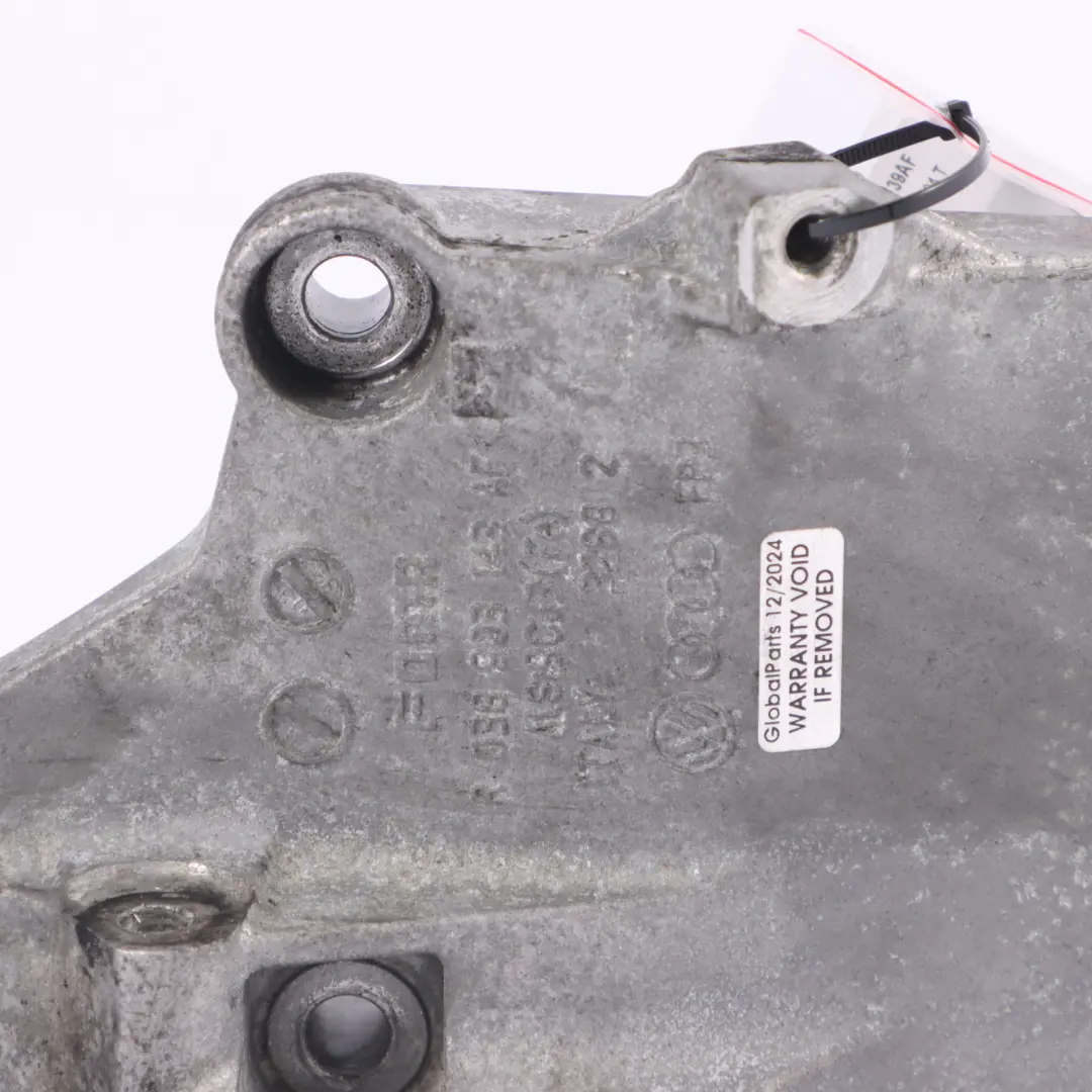 Audi A3 8P 1.9 TDI BLS Diesel Lichtmaschine Kühlmittel Halterung 038903139AF