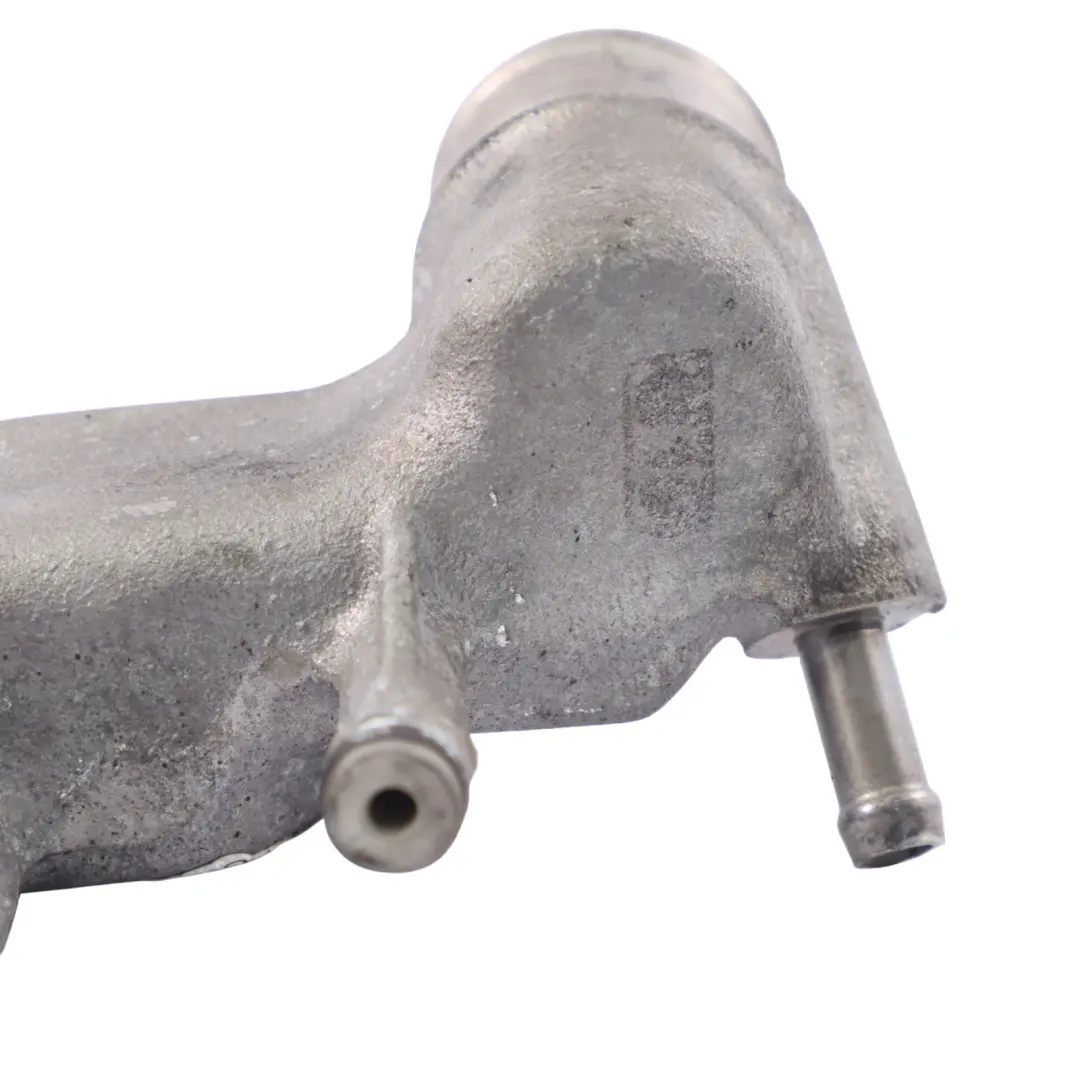 Volkswagen Touareg 2.5 TDI BPE Conector manguera refrigerante agua 070121131E