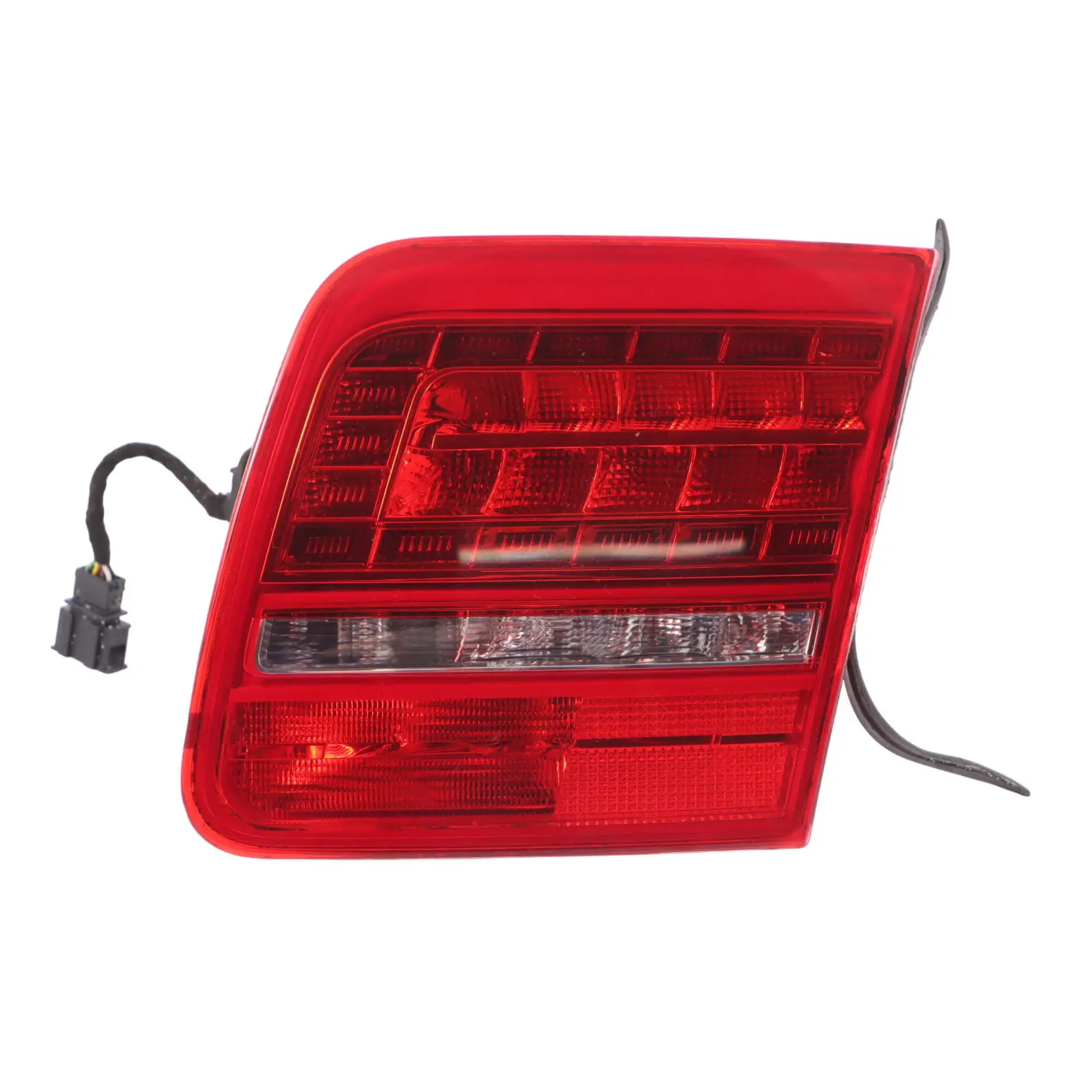 Audi S8 D3 Tylna Lampa Bagażnika Wewnętrzna Prawa 4E0945094H