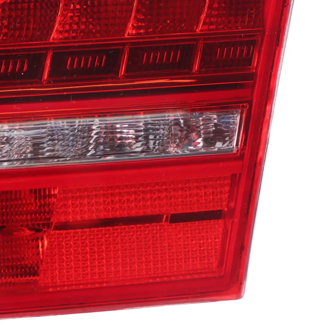 Audi S8 D3 Tylna Lampa Bagażnika Wewnętrzna Prawa 4E0945094H