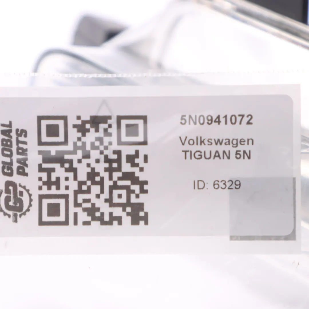 VW Volkswagen Tiguan 5N Rear Right O/S Reverse Light Lamp 5N0941072
