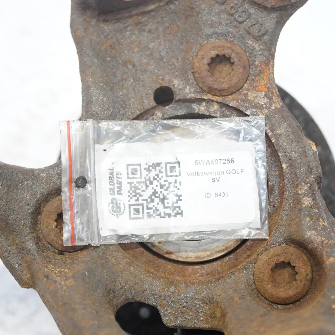 Volkswagen VW Golf SV Cubo de rueda delantero derecho Suspensión 5WA407256