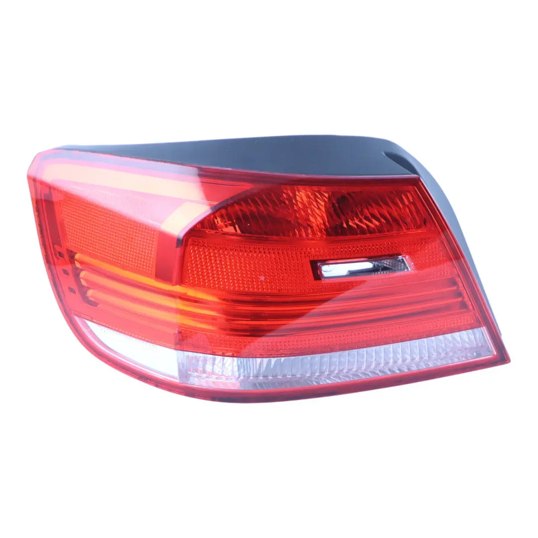 Rücklicht BMW E93 Cabrio Lampe Verkleidungsplatte Links Seitenwand 7162301