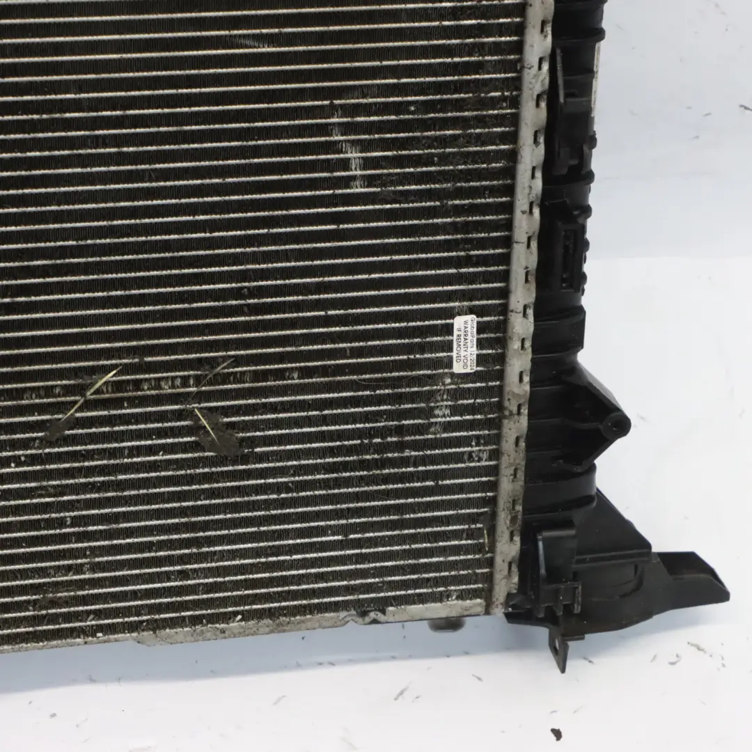 Audi A4 B8 2.0 TDI Moteur Refroidissement Radiateur Intercooler 8K0121251T