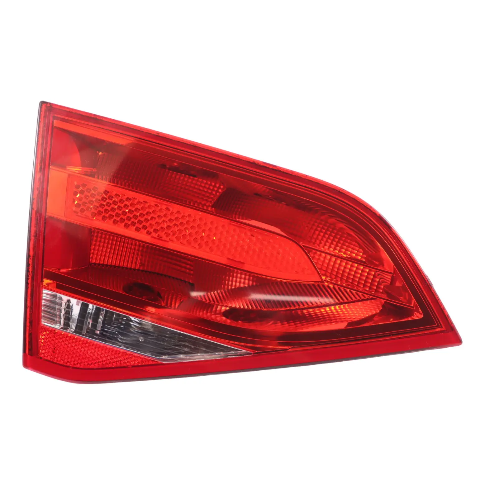 Audi A4 B8 Sedan Lampa Tylna Lewa Klapy Bagażnika 8K5945093D