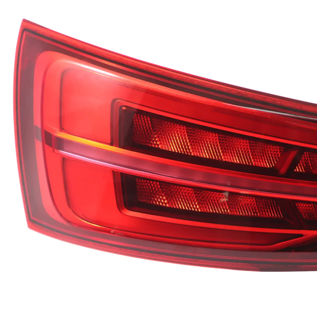 Audi Q3 8U Facelift Lampa Lewy Tył Lewa Tylna LED 8U0945093N