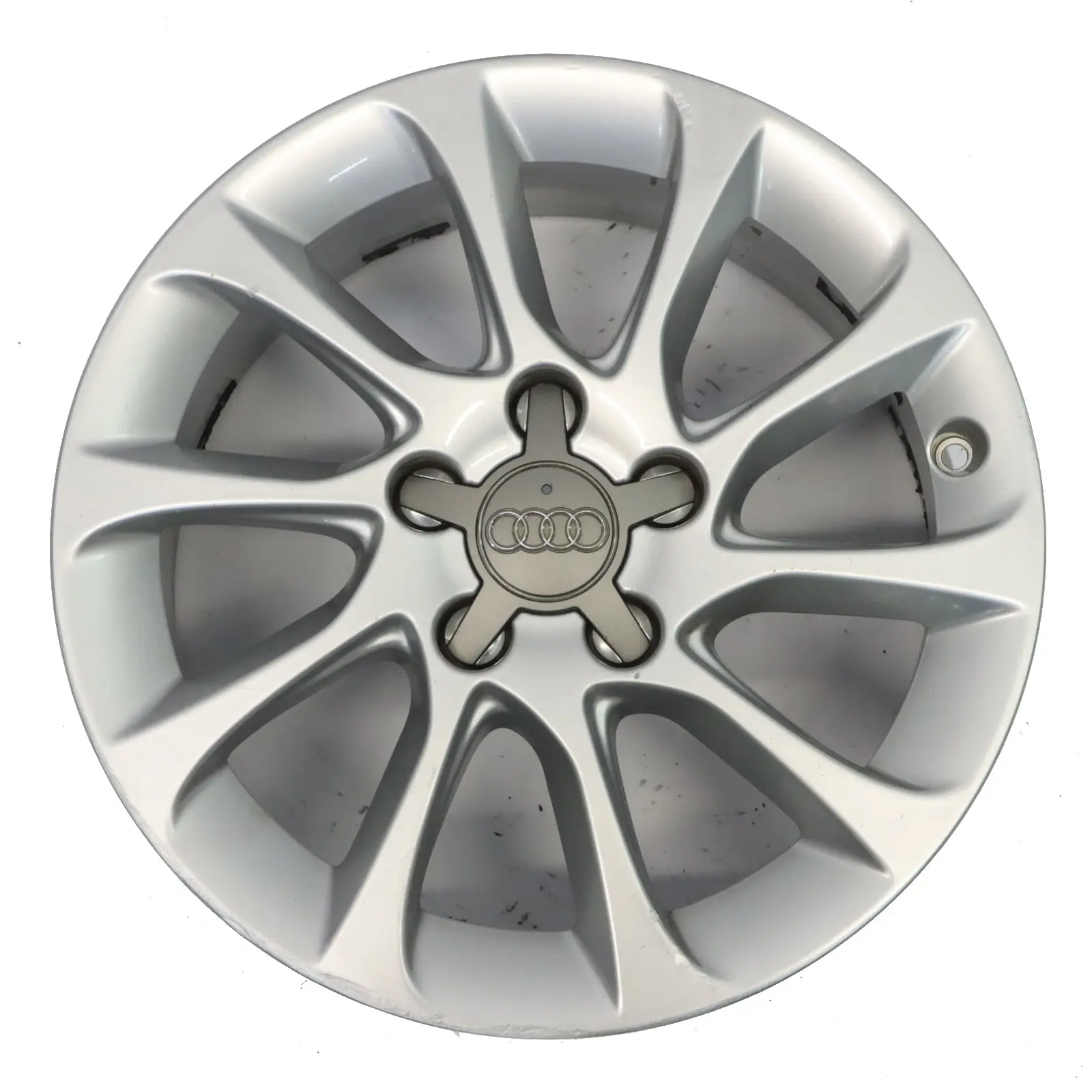 Audi A3 8V Srebrna Felga Aluminiowa 16" 6.5J ET46 8V0601025BM