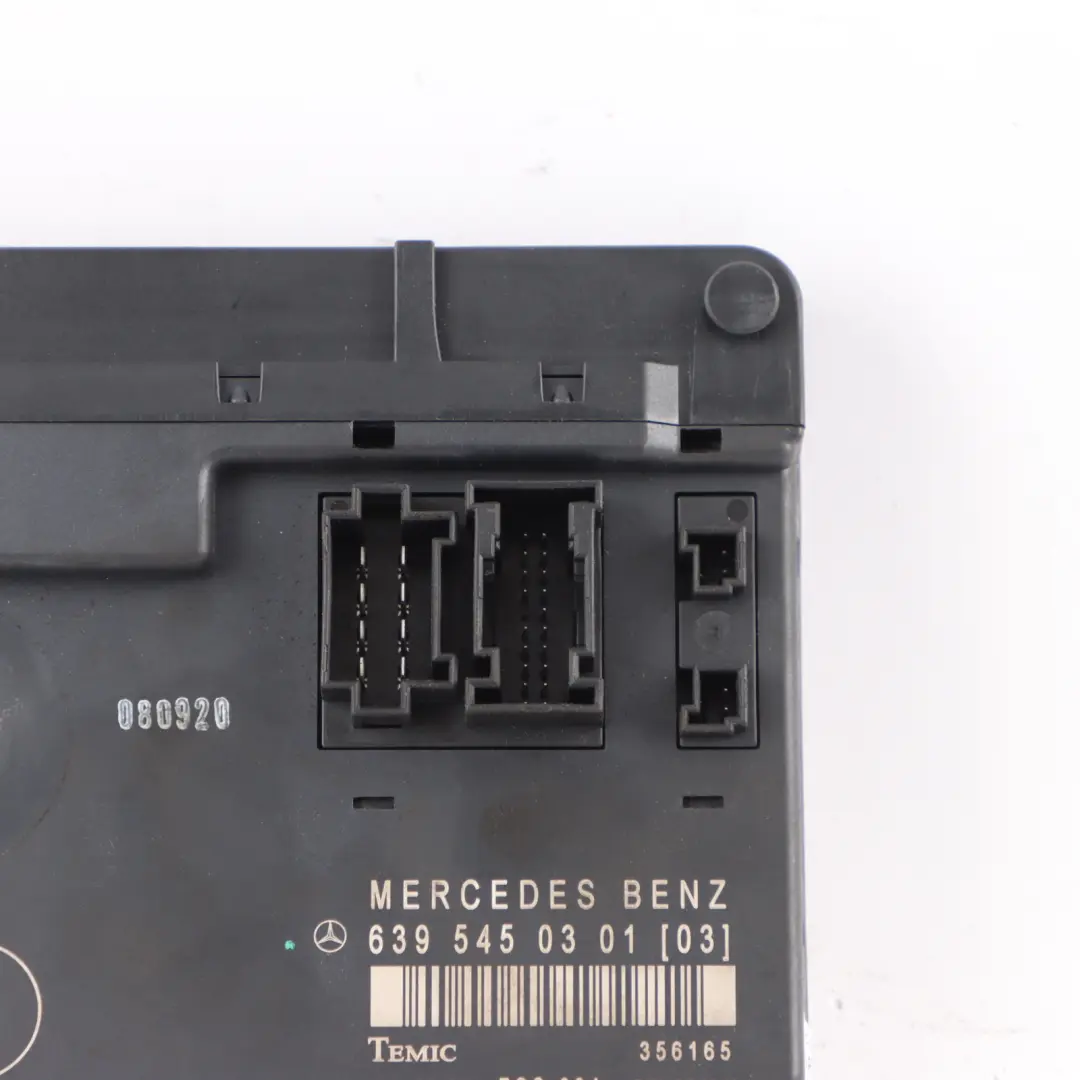 Mercedes W639 Caja Fusibles Relé Unidad Control Módulo Eléctrico SAM A6395450301