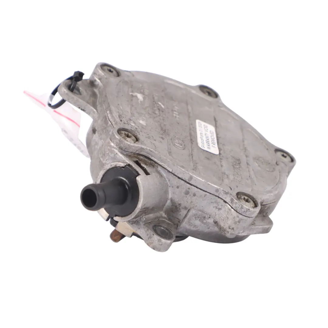 Audi A4 B7 2.0 TFSI BGB Benzin Motor Unterdruck Pumpe 06D145100E