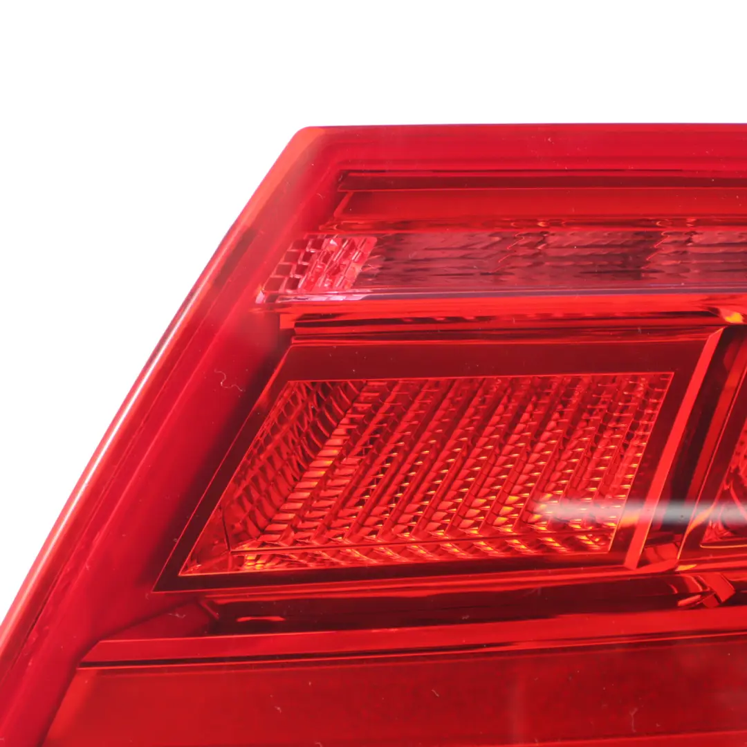 AUDI A8L 4H Rear Fender Lamp Tail Light Outer LED Right O/S 4H0945096