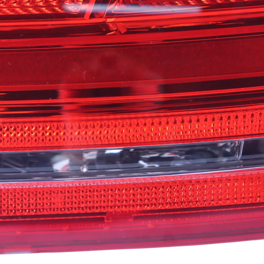 AUDI A8L 4H Lampa Światło Zewnętrzne Tył Prawo LED 4H0945096