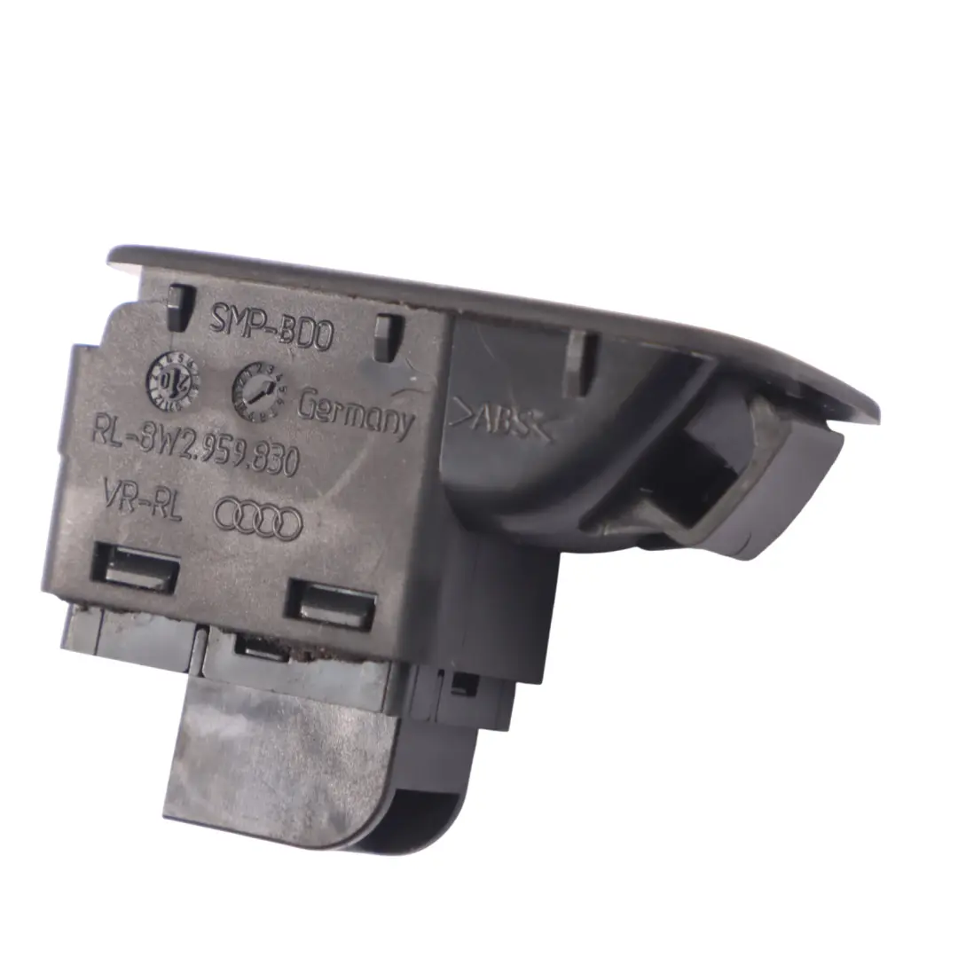 Audi A4 B9 Bouton de hayon pour l'ouverture du coffre 4M0959831A