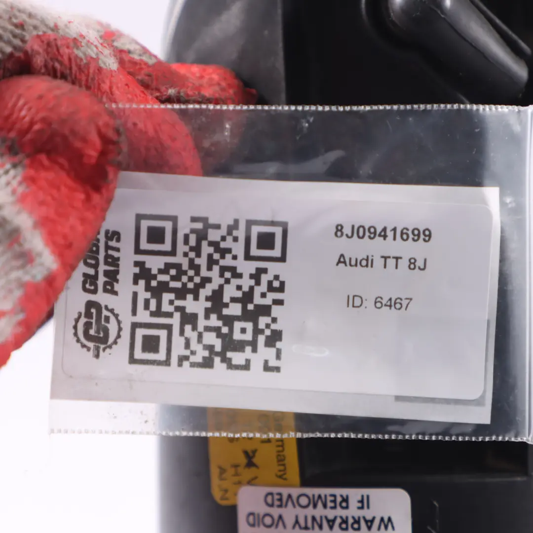 Audi TT 8J Halogen Przeciwmgłowy Lewy Przód 8J0941699