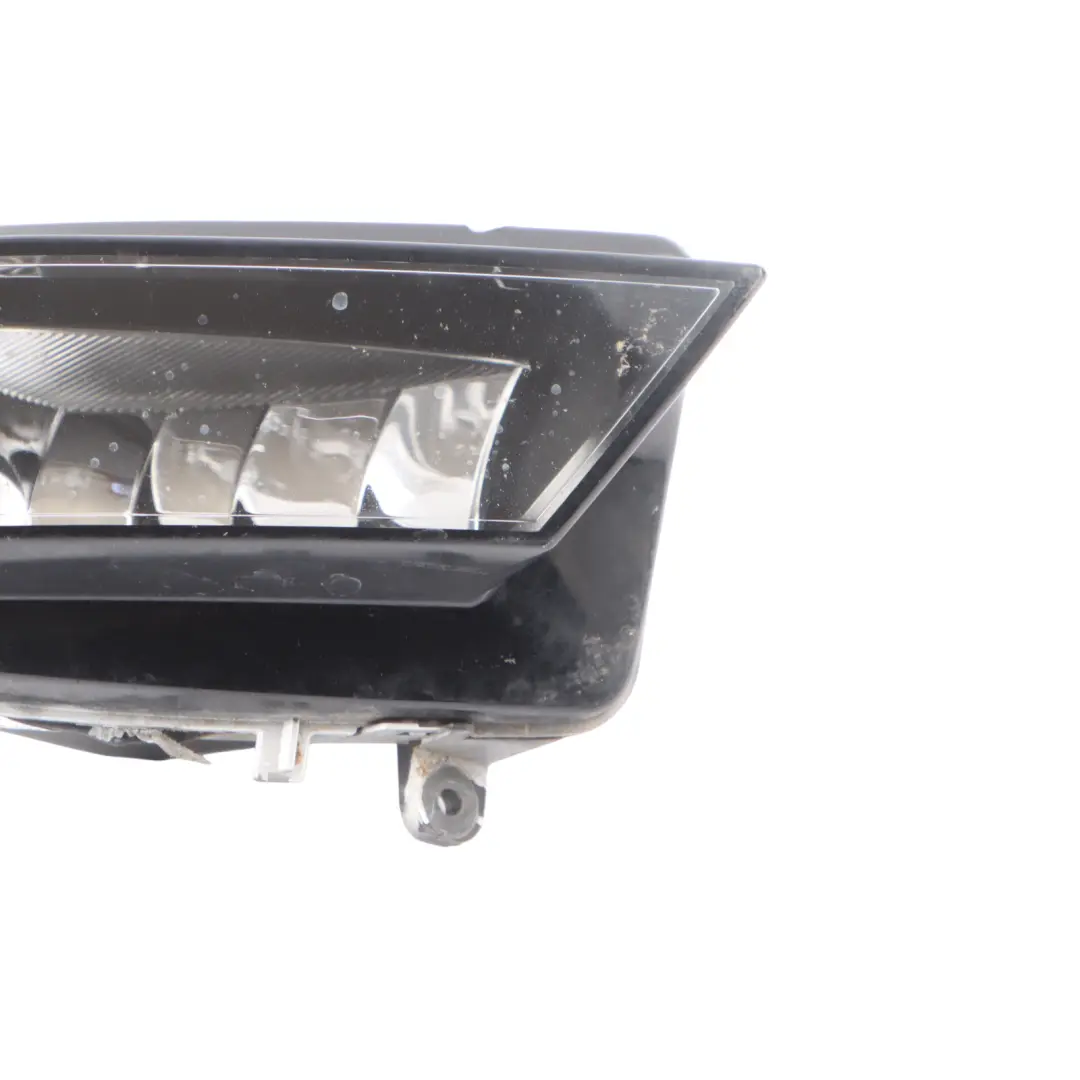 Audi A4 B8 8K Lámpara de luz antiniebla delantera derecha parachoques 8K0941700B