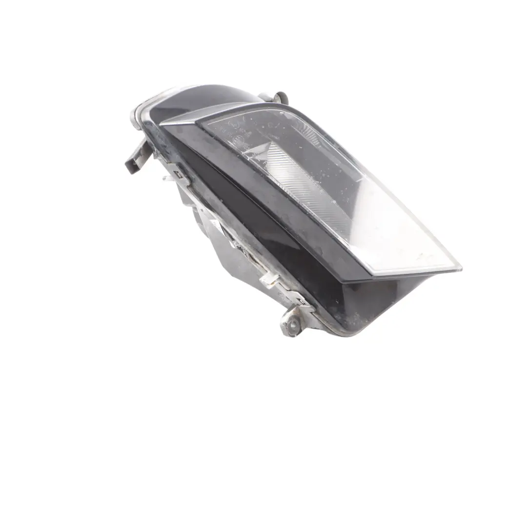 Audi A4 B8 8K Lampa Przeciwmgielna Zderzak Prawy Przód Przedni 8K0941700B