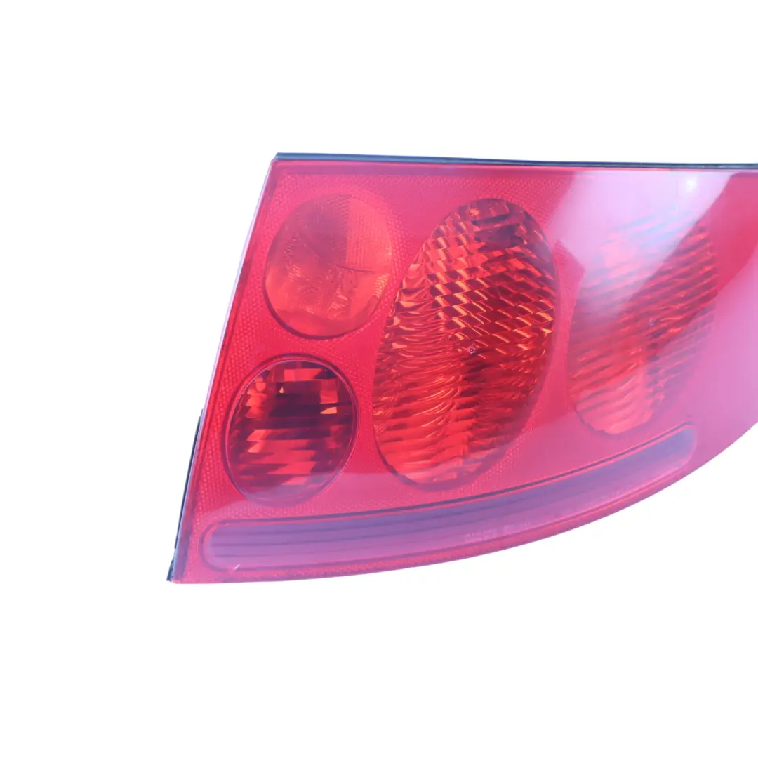 Audi TT 8N Mk1 Tail Light Rear Right O/S Lamp Cluster 8N0945096A