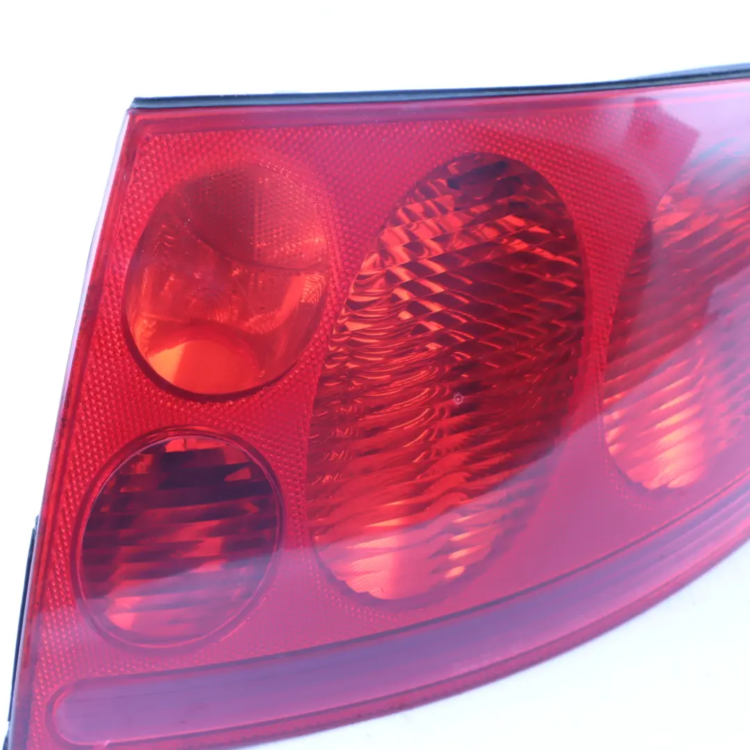 Audi TT 8N Mk1 Tail Light Rear Right O/S Lamp Cluster 8N0945096A