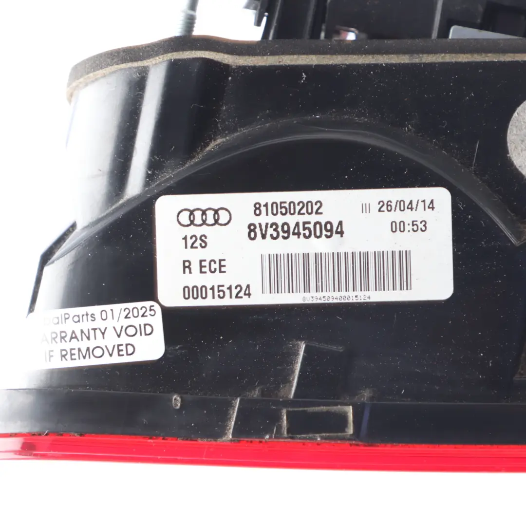 Audi A3 8V Lampa Tylna Klapa Bagażnika Prawy Tył 8V3945094