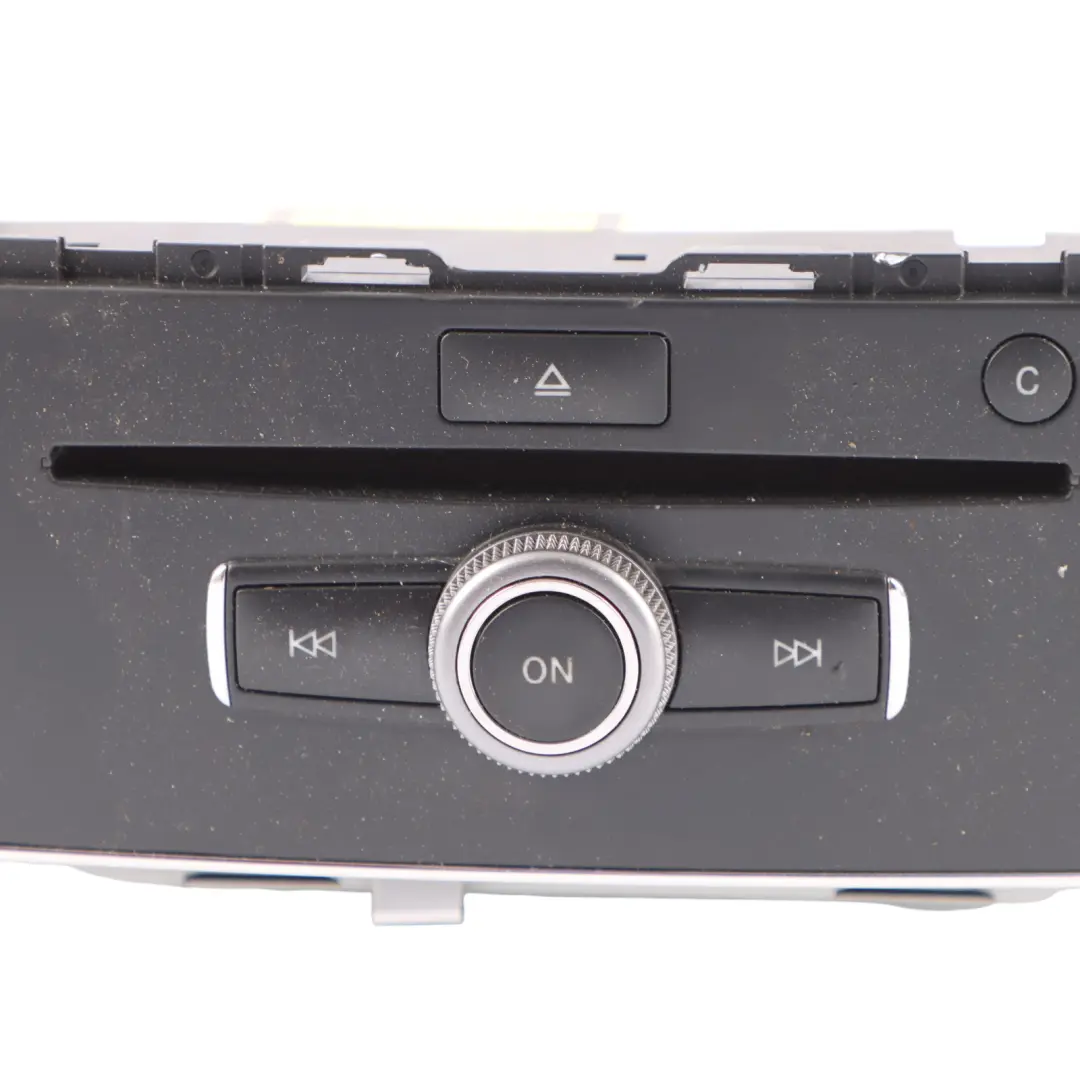 Mercedes-Benz C-Class W204 CD Media Player Radio Audio 20 Phone A2048704590